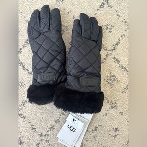UGG Black Quilted Gloves with Faux Fur Cuff
